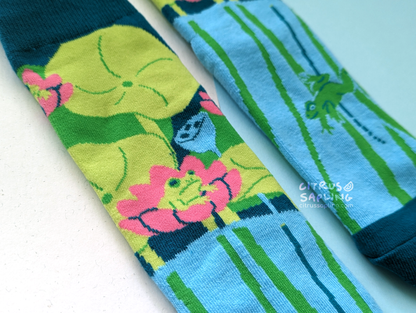 Lotus Frog Socks