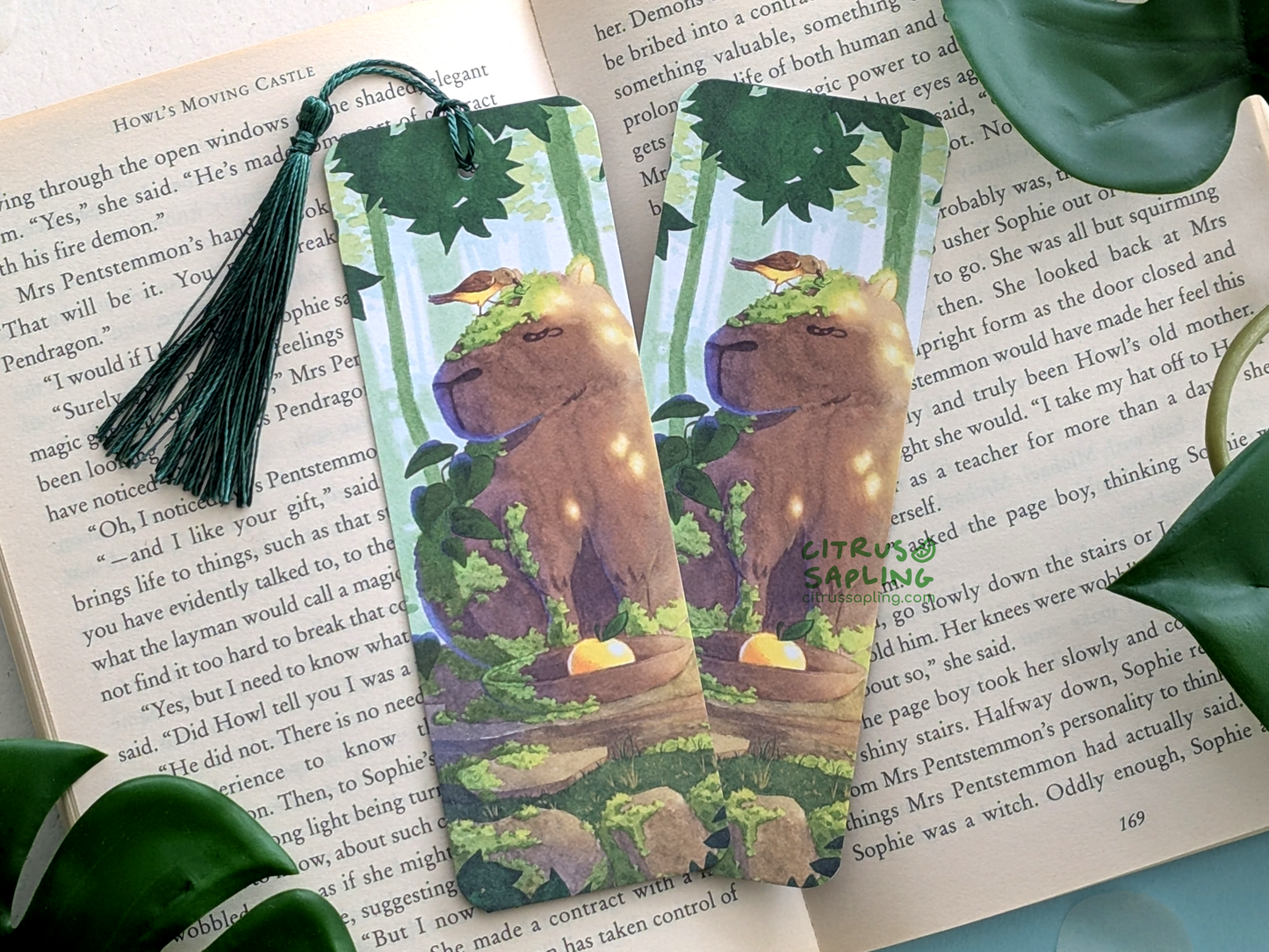 Capy Statue Bookmark